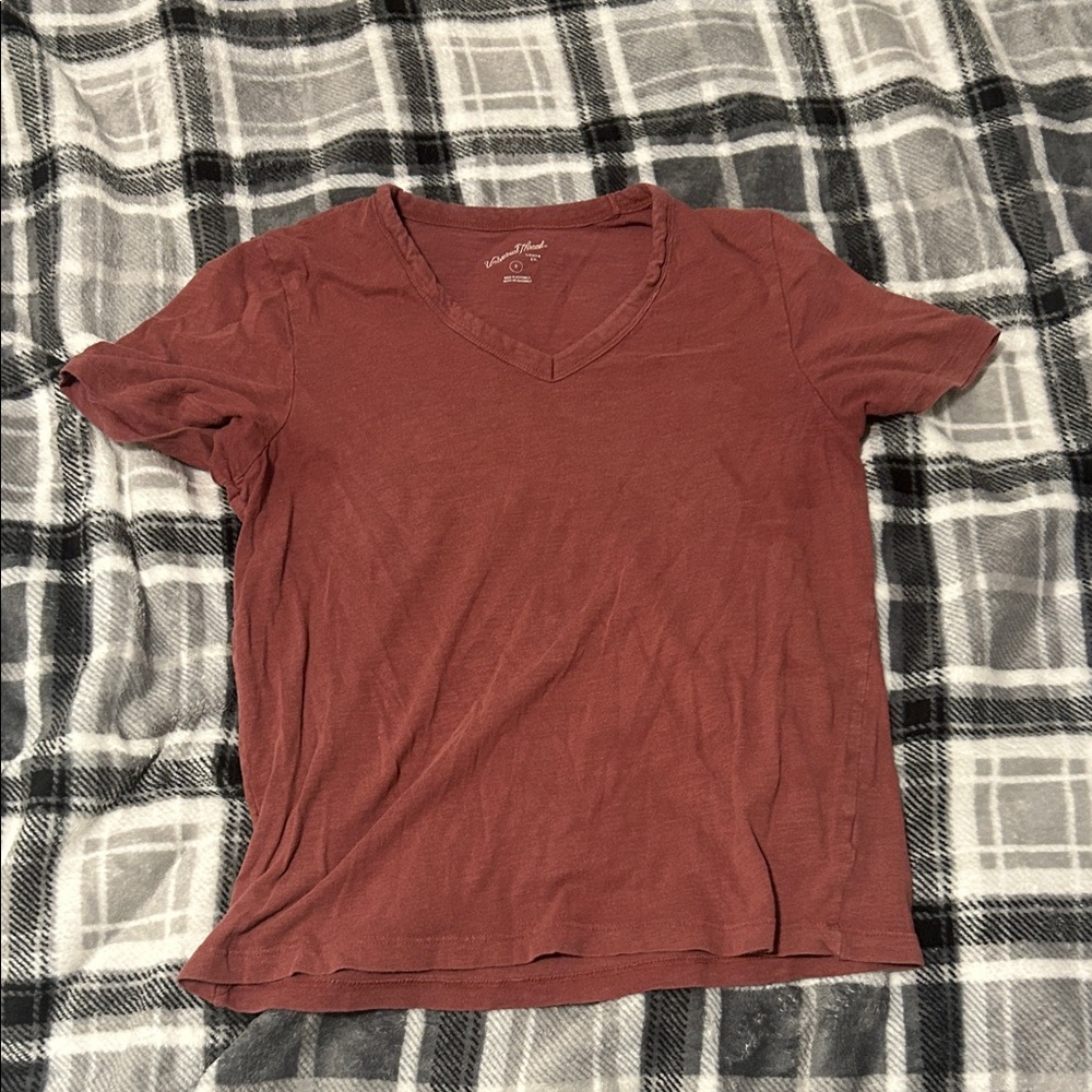 Rust V-Neck T-Shirt women’s